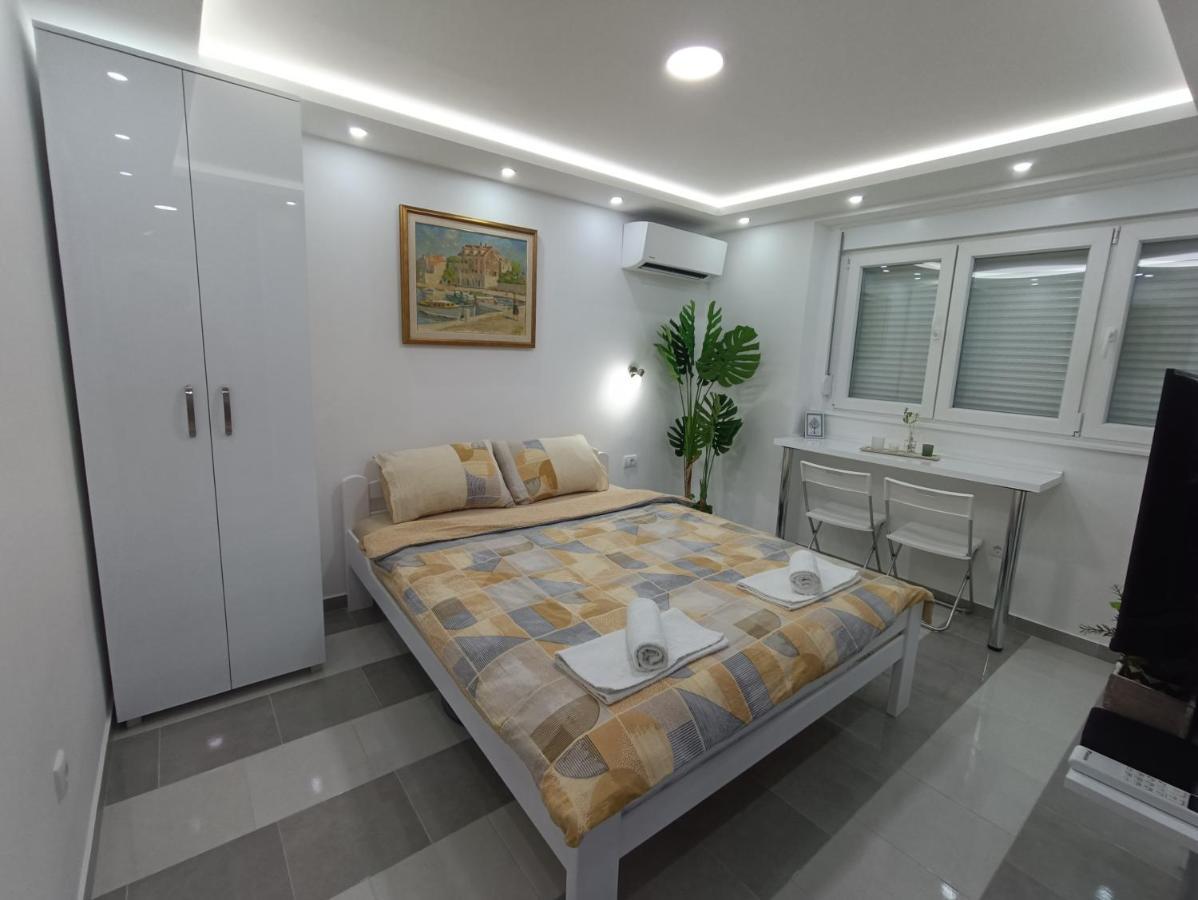Grey 4 Daire Belgrad Dış mekan fotoğraf