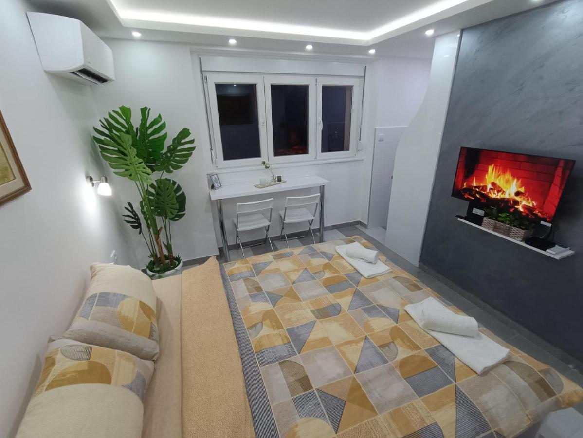 Grey 4 Daire Belgrad Dış mekan fotoğraf
